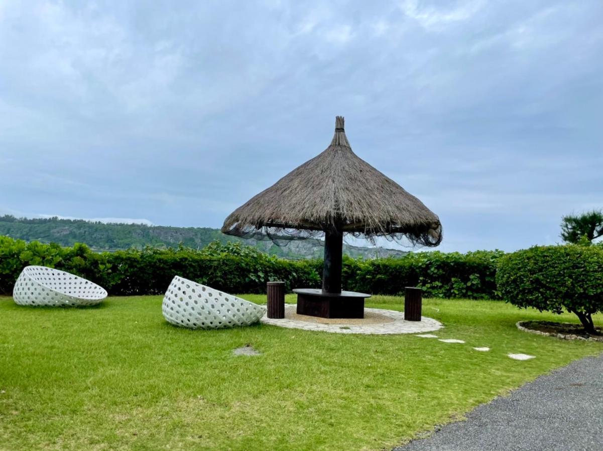 Pangoo Onna Japanese Style Hotel Exteriör bild