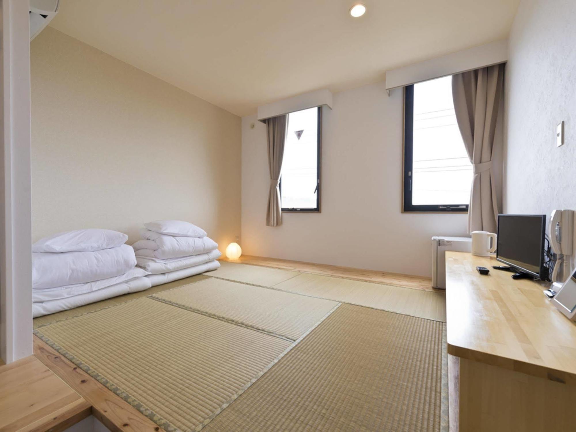 Pangoo Onna Japanese Style Hotel Exteriör bild